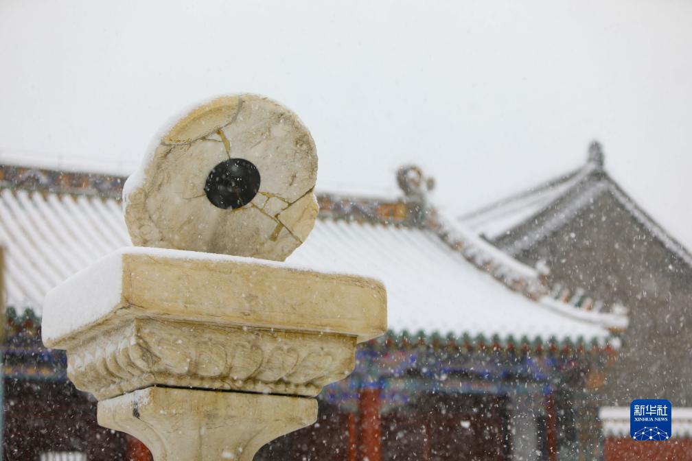 沈阳故宫迎初雪