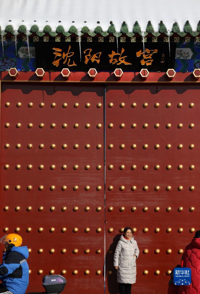 沈阳故宫迎初雪