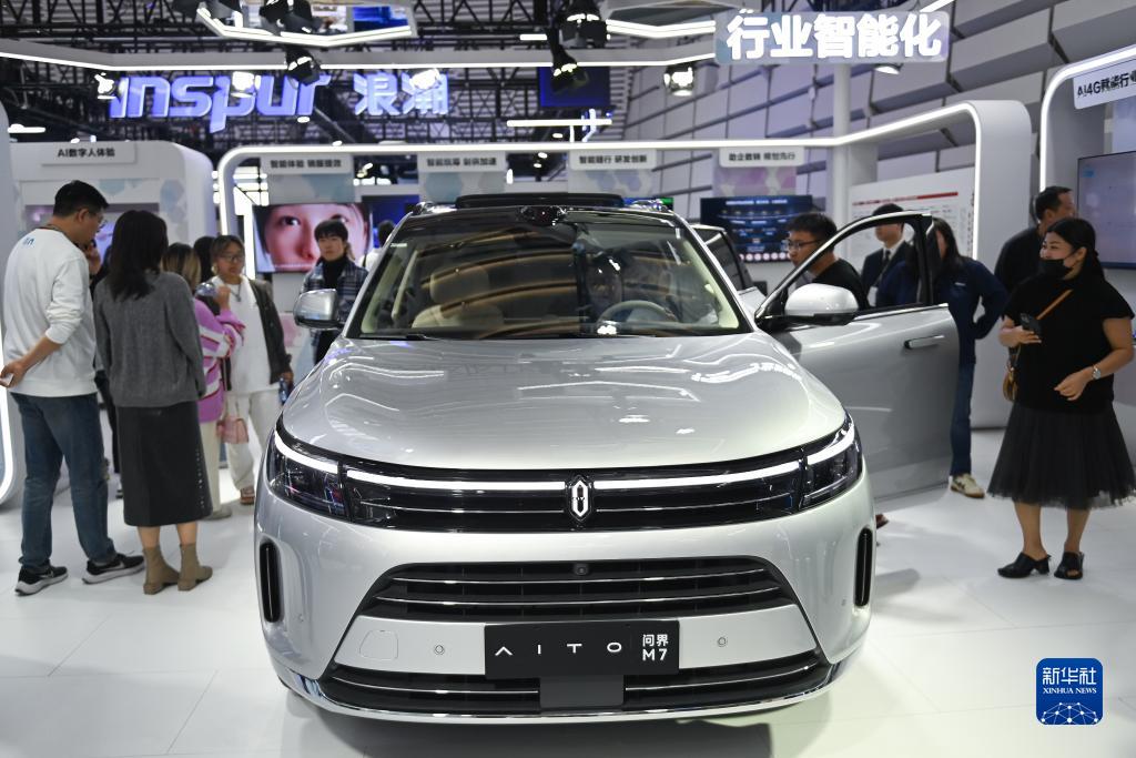 从“互联网之光”成果洞见未来——2023年世界互联网大会“互联网之光”博览会在乌镇开幕