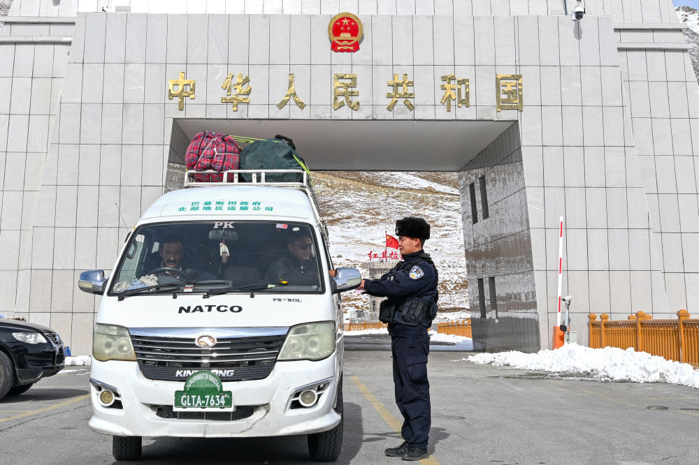 四季看新疆之走进口岸看新疆|打造口岸经济带 助推高质量发展——新疆口岸发展扫描