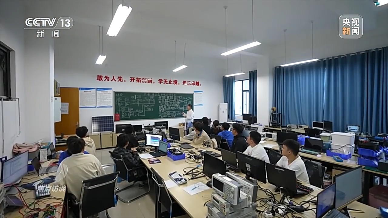 焦点访谈丨西部工业 向“新”而行