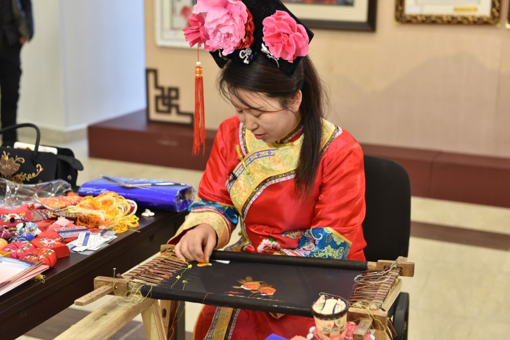 乡村行·看振兴|非遗在乡村 澎湃新动能