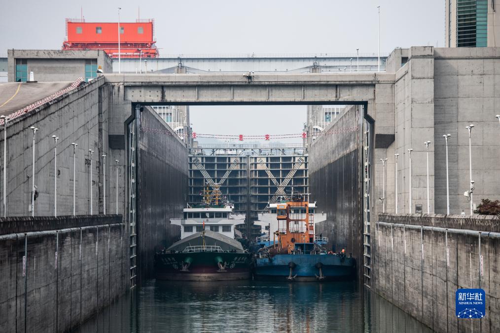 三峡船闸货运量刷新2022年纪录