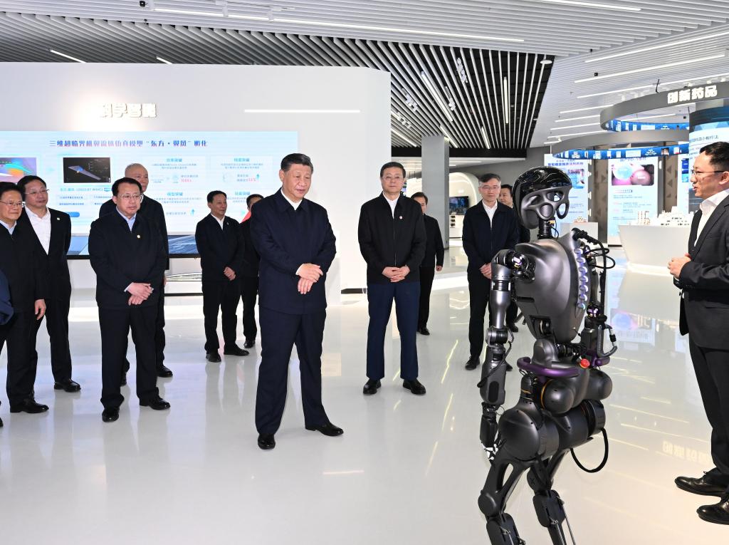 第一观察｜总书记今年以来国内考察始终聚焦科技创新