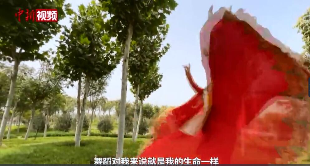 万人说新疆丨痴迷新疆舞的美合