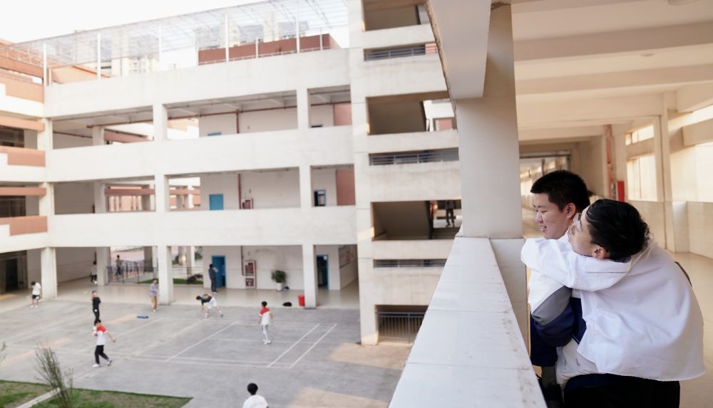 >国内>正文>新华社记者 陈思汗 摄6月9日,在湖南省长沙市第一中学考点