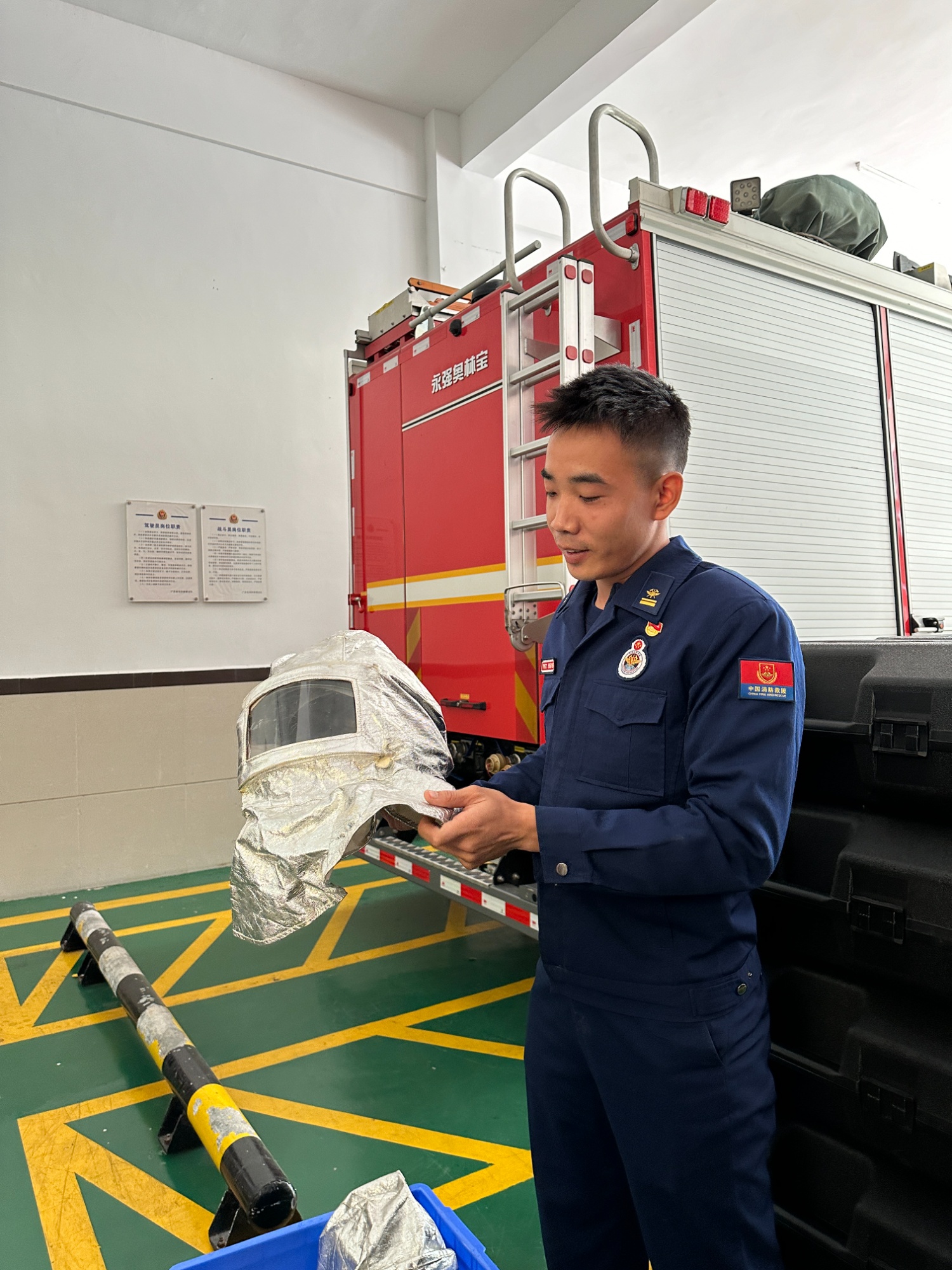 追梦火焰蓝守护万家灯火挑战不可能南方油城消防员有多硬核