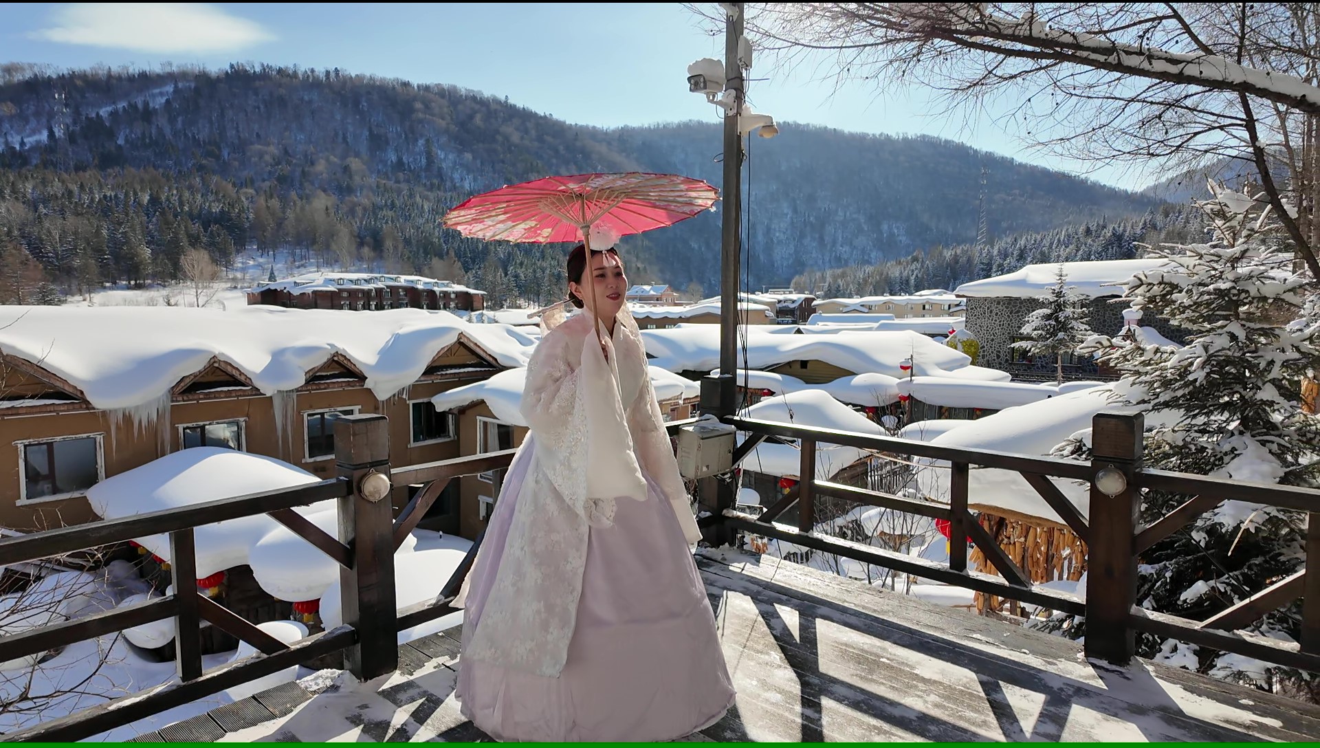 冰天雪地也是金山银山 | 雪乡旅拍，定格“童话之美”