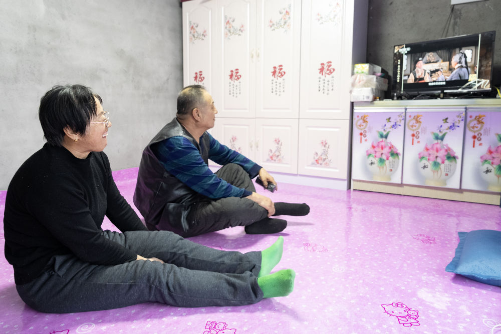 年终报道&middot;2023温暖中国丨受灾群众温暖过冬