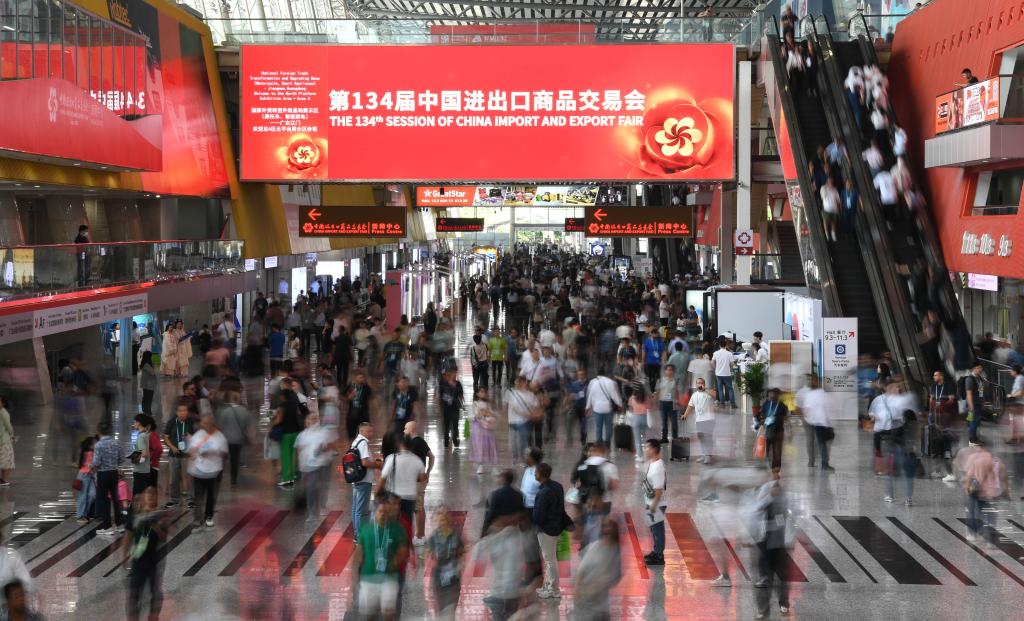 走在前列 广东这样起步——从经济第一大省广东看高质量发展稳与进