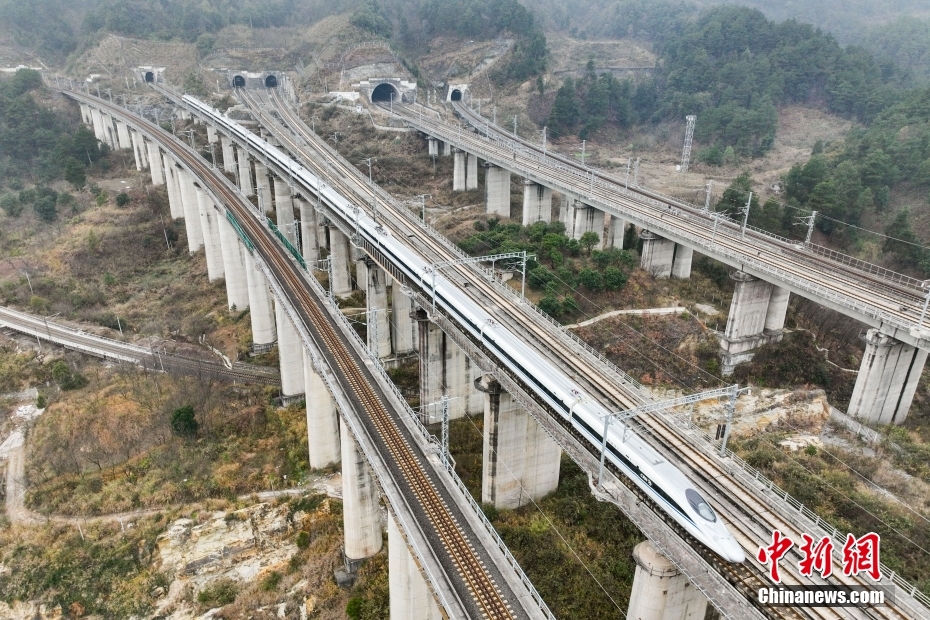 中国铁路将实行新的列车运行图