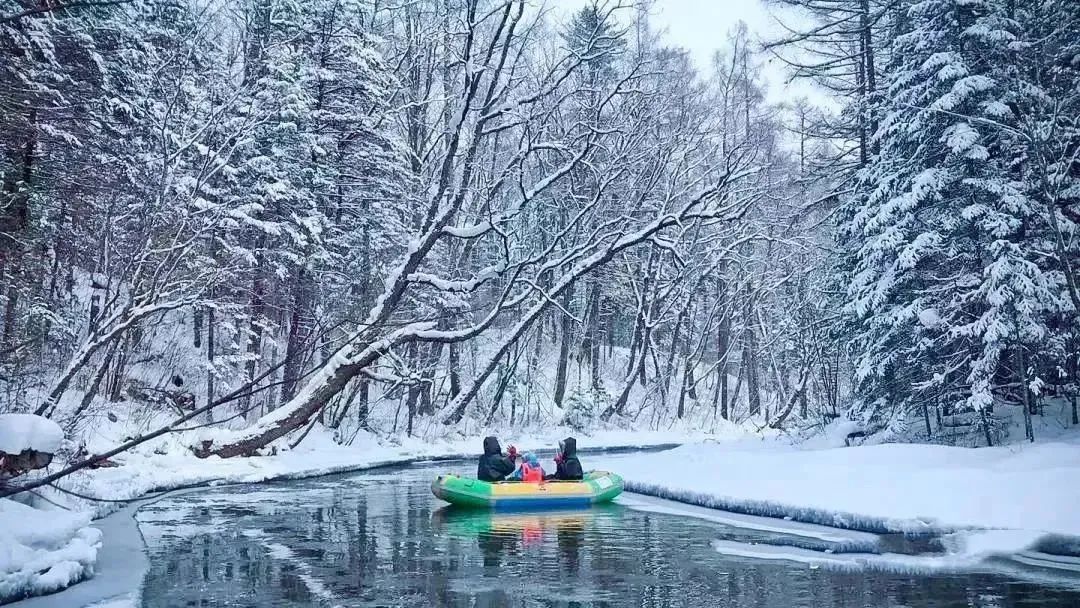 “冷冰雪”如何撬动“热经济”？东北街头观察→