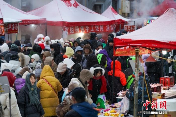 -30℃“保命穿搭”卖爆，冰雪游捧红了不止一个产业