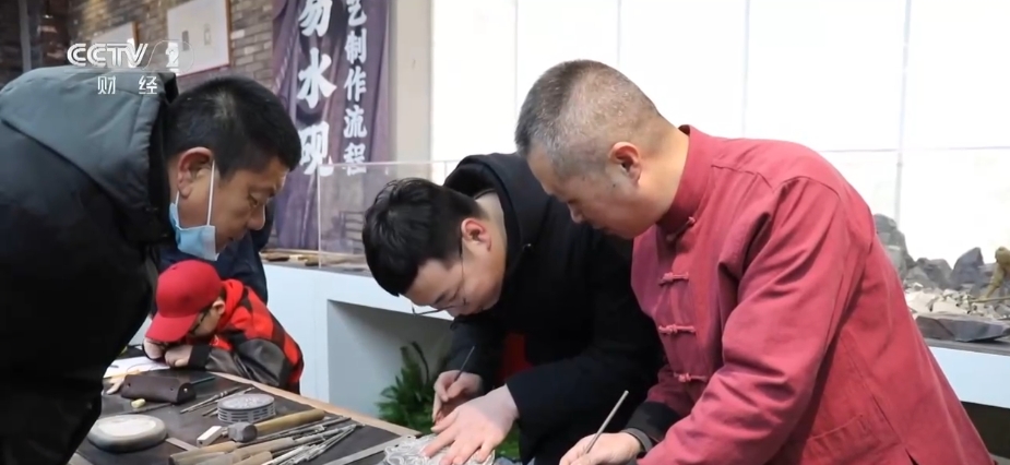 “含龙量”飙升，迎新春！“村晚”文化大餐升腾浓浓年味儿