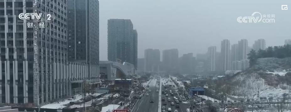 “服务+保畅”护航“平安路” 多举措确保群众安全出行