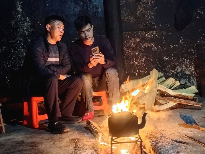 玉兔辞旧岁 金龙启新程——除夕贺新春