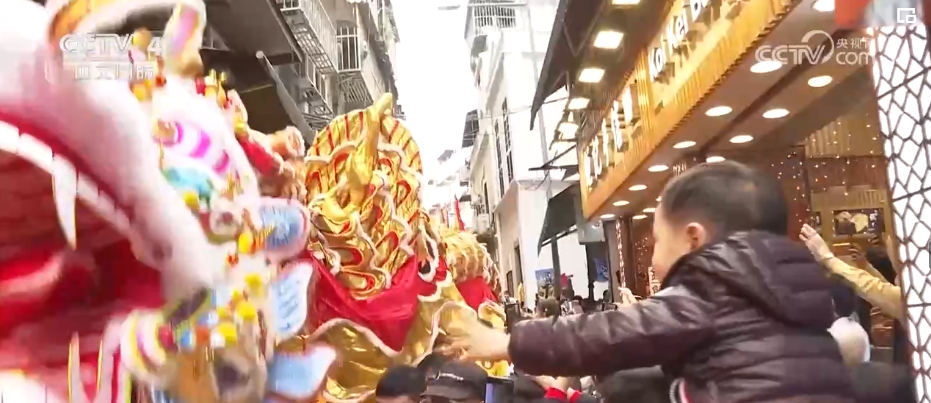 “创意+科技”让游园更具科技范儿 “村BA”贺岁活力满满