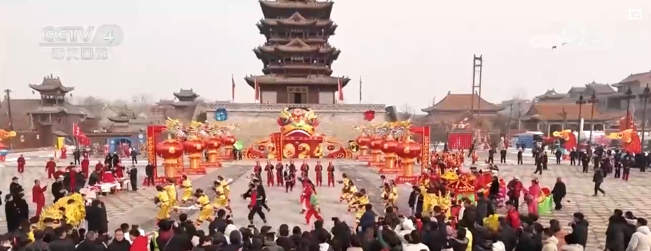 “创意+科技”让游园更具科技范儿 “村BA”贺岁活力满满