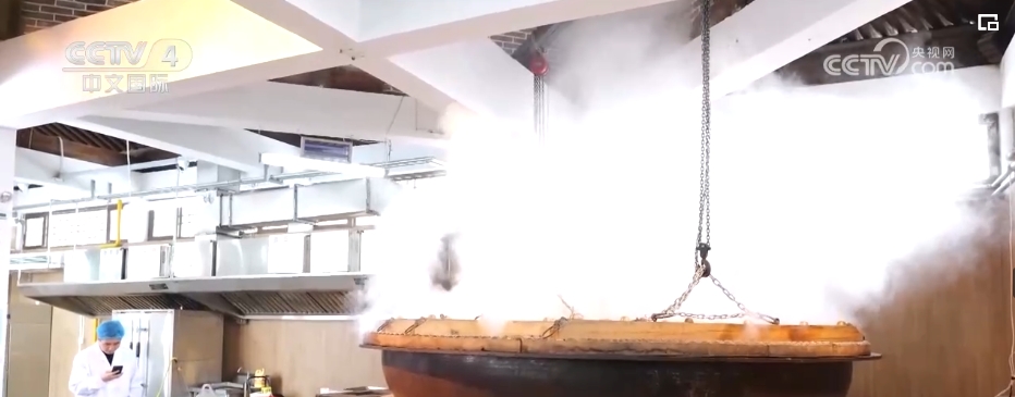 “创意+科技”让游园更具科技范儿 “村BA”贺岁活力满满