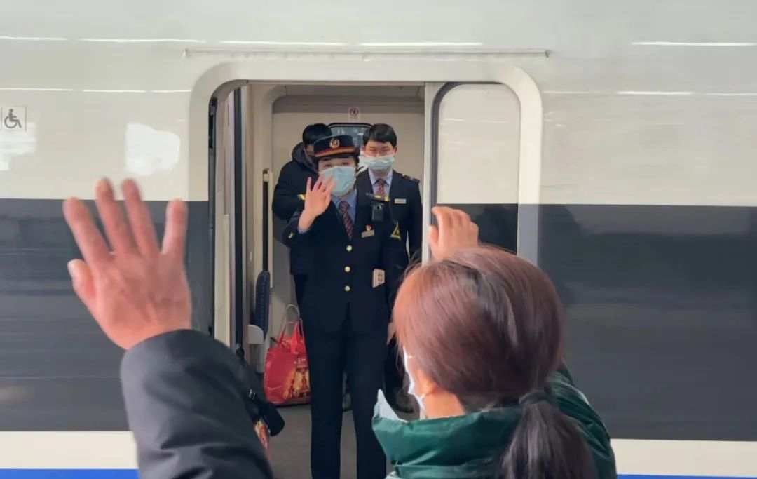 龙年春节的这些瞬间，看哭了！
