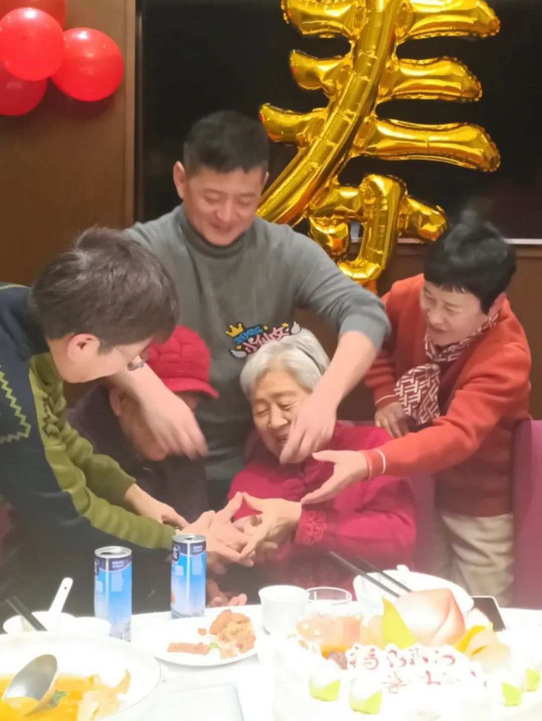 龙年春节的这些瞬间，看哭了！
