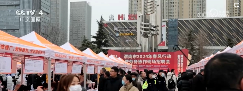 “春风”送暖共赴发展 企业复工满产 “点对点”送工冲刺“开门红”