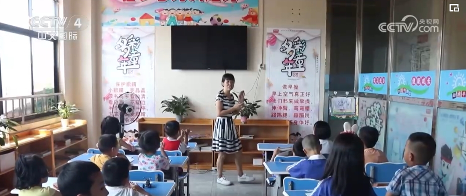 雷锋精神人人可学 奉献爱心处处可为