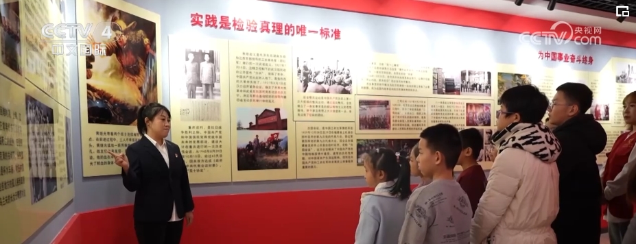 雷锋精神人人可学 奉献爱心处处可为