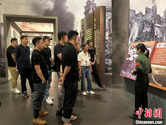 台湾青年观昆仑关战役旧址有感：年轻人要有忧患意识