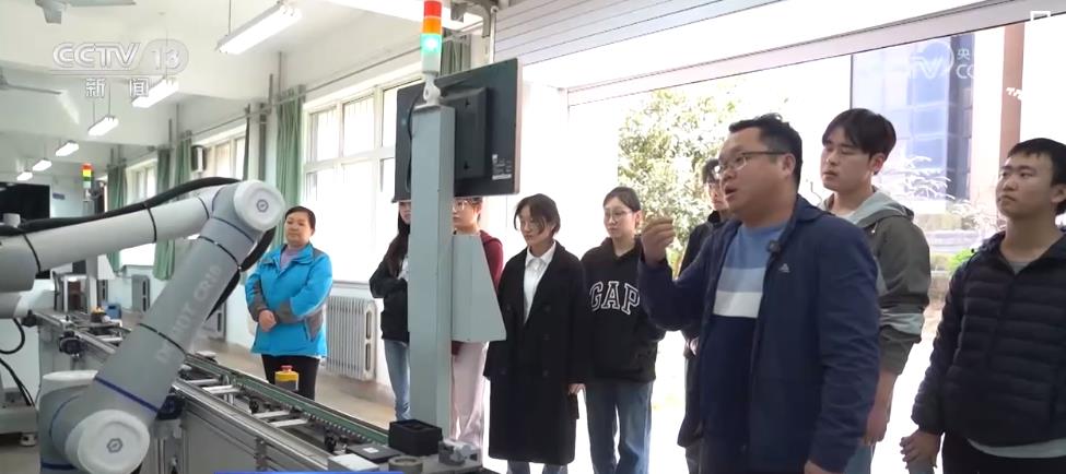春季招聘火热：新领域企业招聘需求旺 智能制造工程专业毕业生受青睐