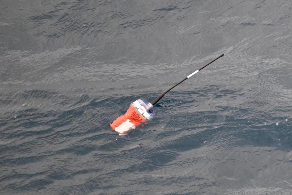 海南西南海域碰撞沉没渔船已找到 失联8人仍在搜救中