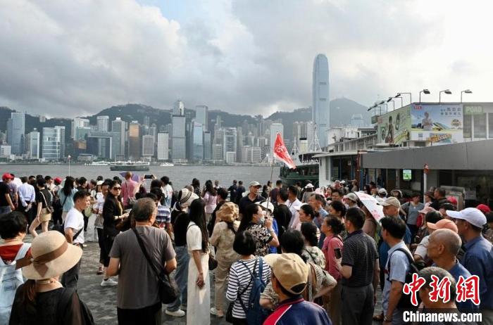 香港加强口岸与交通运输安排 迎接“五一”黄金周旅客