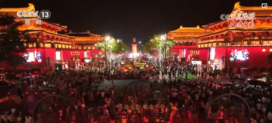 致敬今朝梦想 千千万万劳动者拼尽全力 向着梦想奋力奔跑
