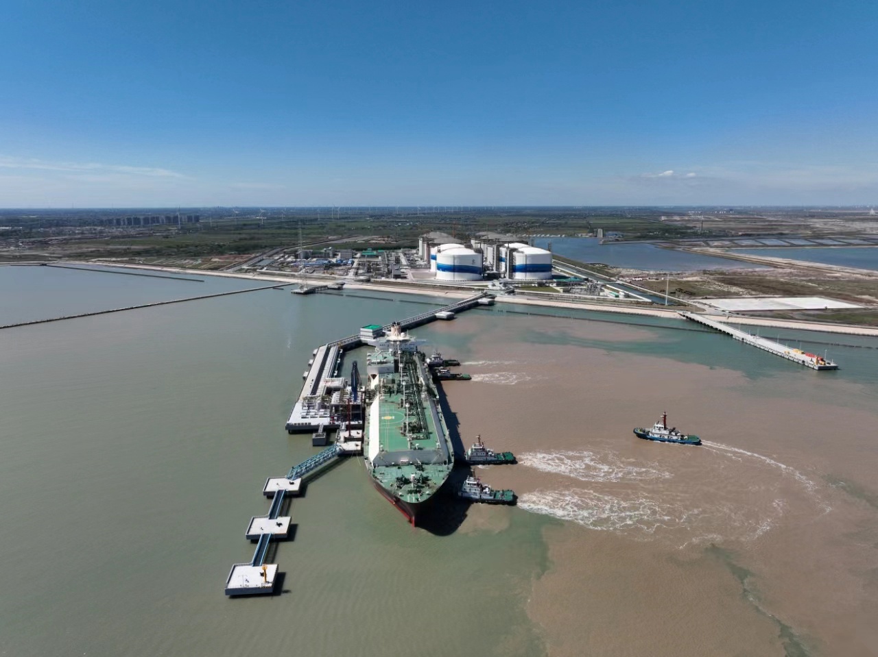 450万吨！中国海油盐城“绿能港”保供能力创新高