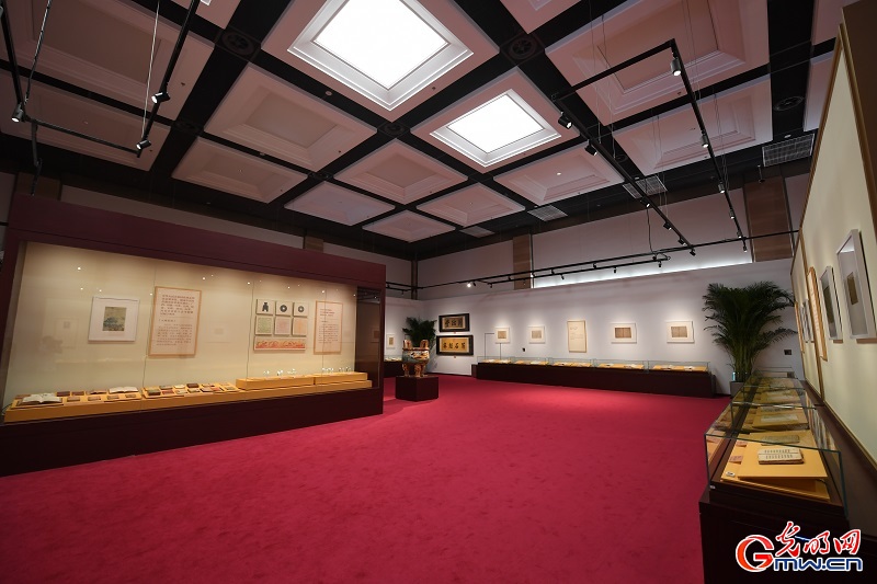 “文瀚聚珍——中国国家版本馆捐赠入藏精品版本展”开展