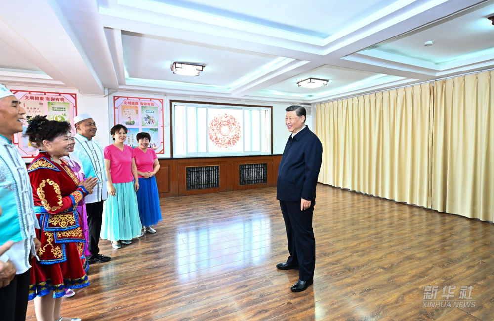 习近平在宁夏考察调研