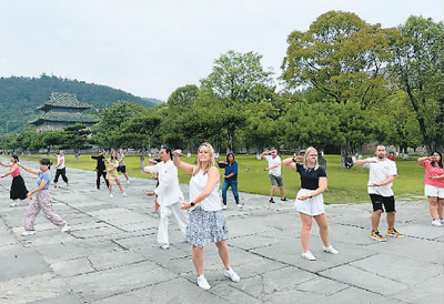 外国旅行商点赞中国之旅：“在中国旅游，体验很不错”