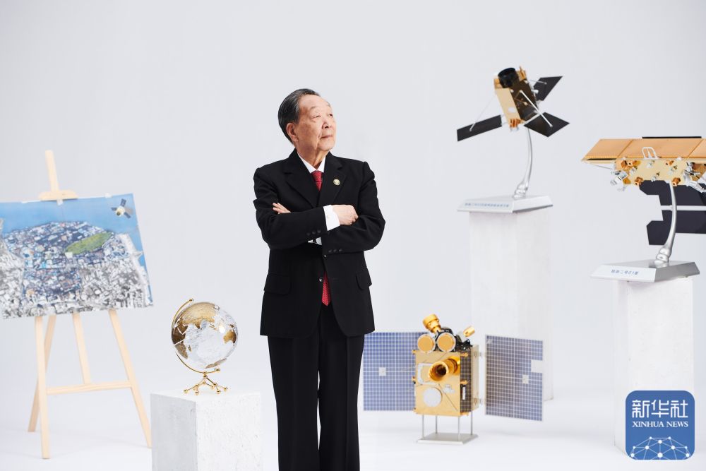 新华全媒＋丨国家最高科学技术奖获得者李德仁：巡天问地 助力建设“遥感强国”