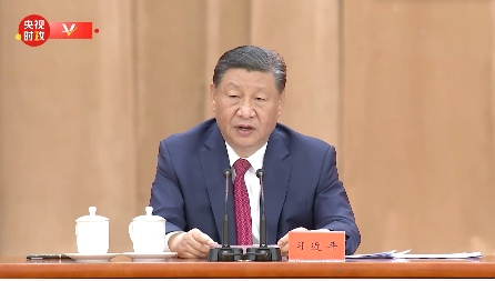 习近平：要树立雄心壮志 朝着建成科技强国的宏伟目标奋勇前进