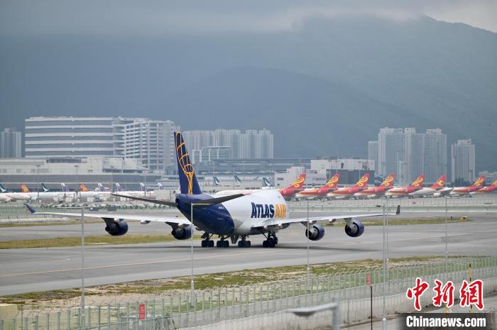 香港机管局推出计划 鼓励航空公司开通或增加航班