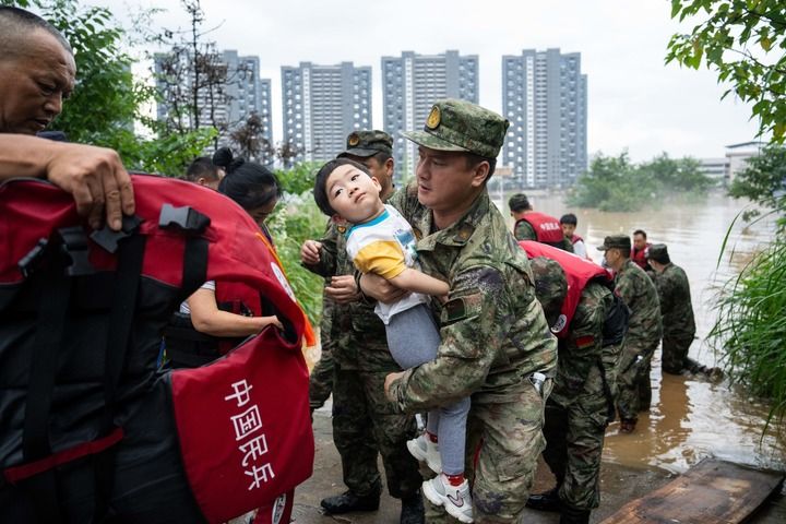 防汛抗洪形势严峻，如何打好关键期这场硬仗？