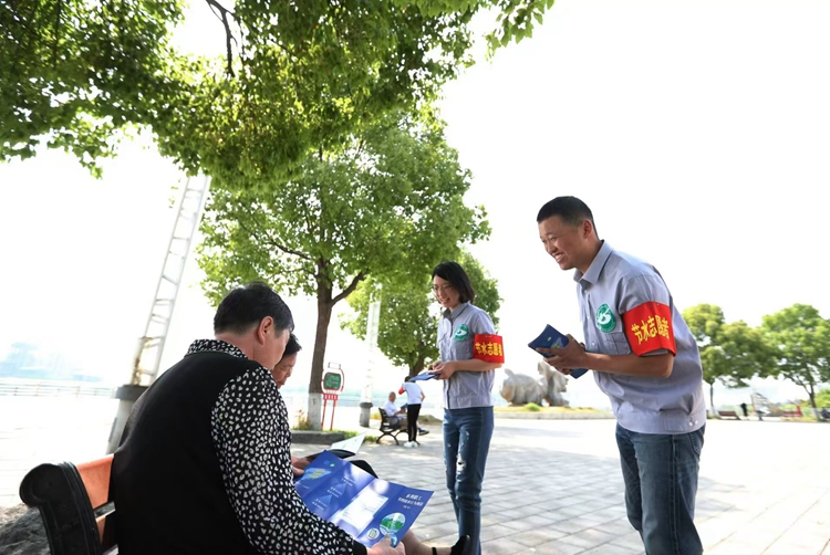 丹心护碧水——湖北省丹江口市“守护一泓清水”水利志愿服务见闻