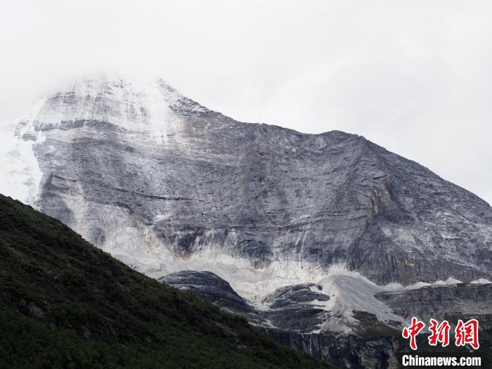 稻城亚丁的台湾来客