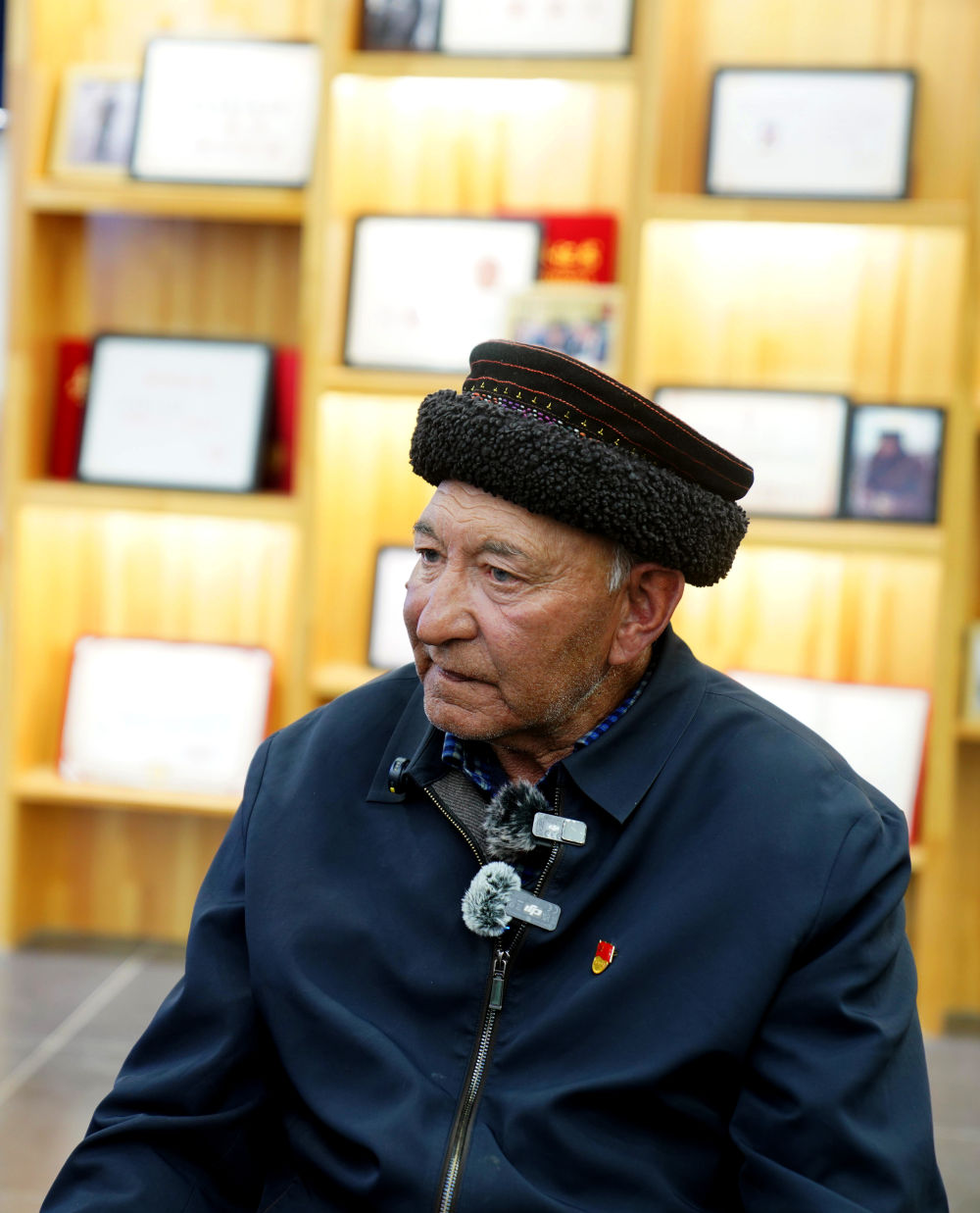 铸牢共同体 中华一家亲｜他们的名字叫护边员