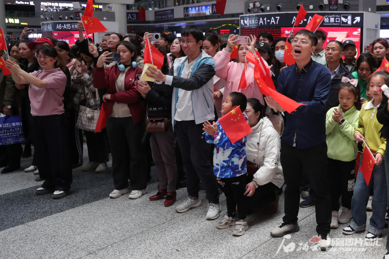 国庆假期的新疆 “人人人人景点人人人人”