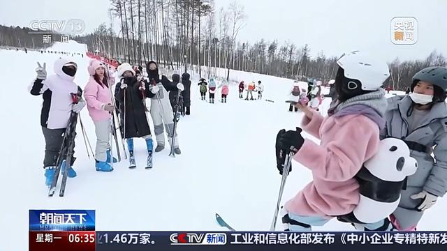 我国冰雪产业市场规模预计明年突破1万亿元！这个冬天你滑雪了吗？