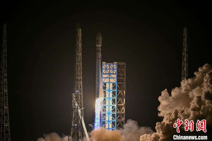 （年终特稿）“嫦娥”落广寒、“天宫”迎新客 2024中国航天接续“上新”
