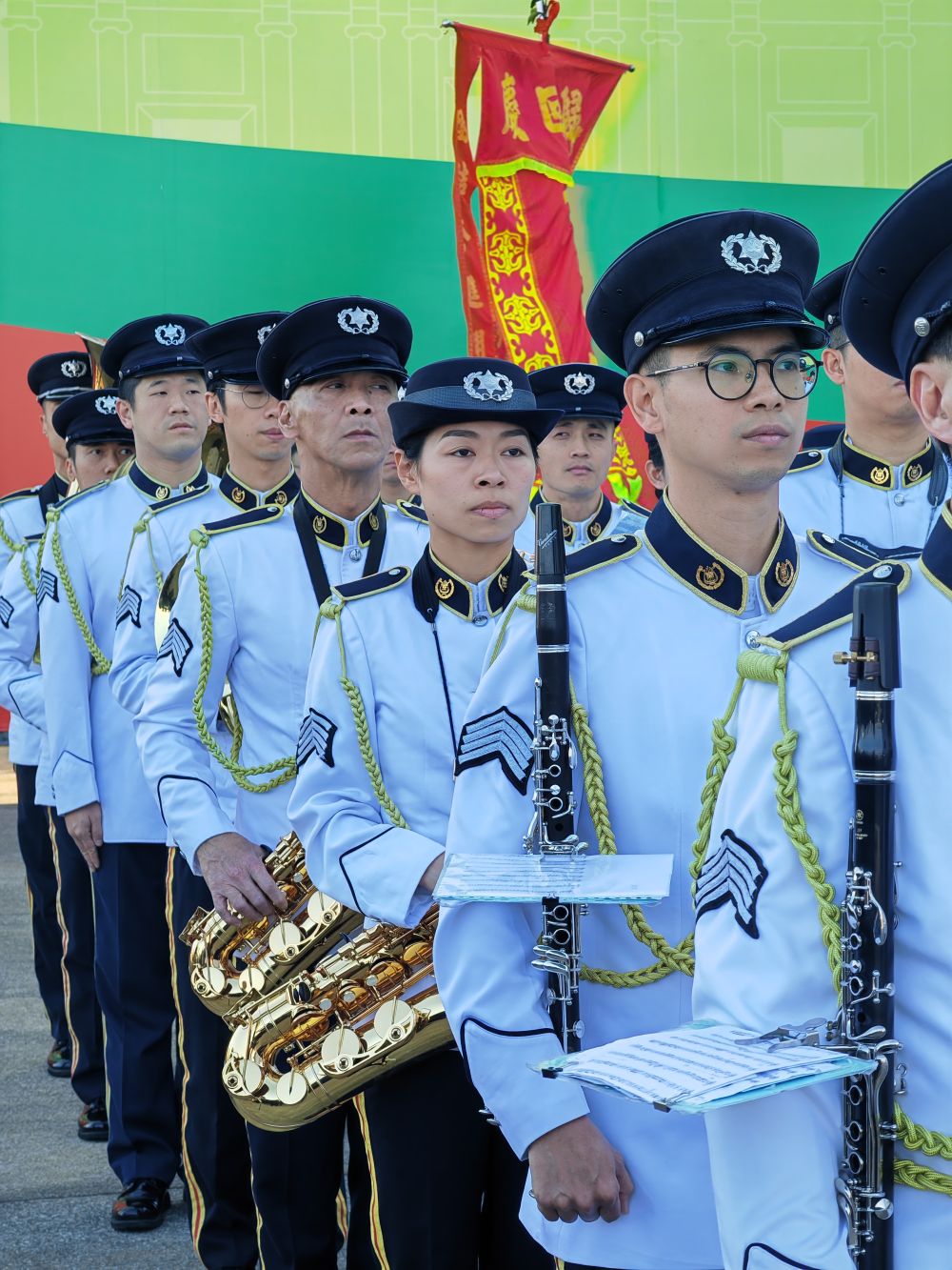 高清大图丨习近平抵达澳门受到热烈欢迎