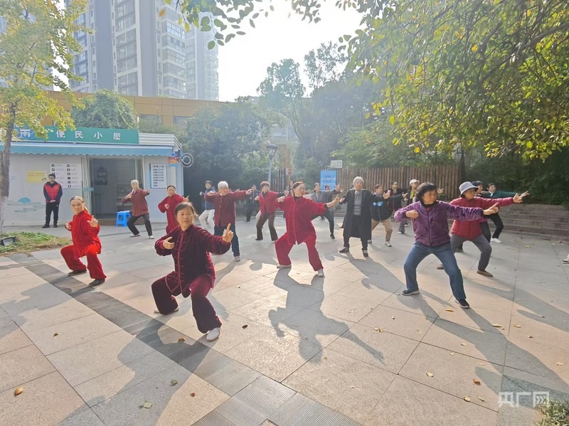 【人民城市·温情中国】以科技“高度”守护民生“温度”