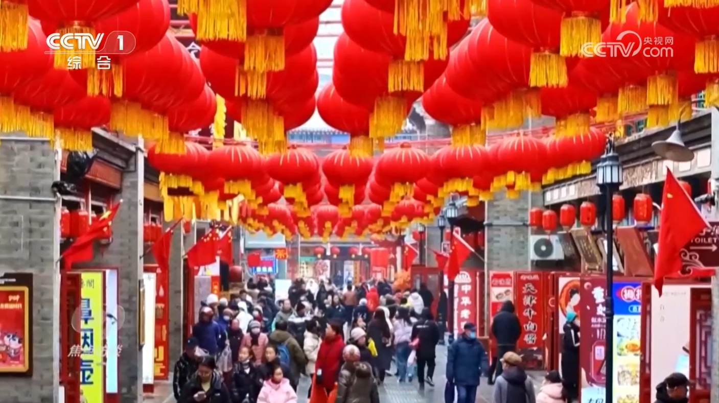 焦点访谈 | 新年贺词中，有很多奋斗者的身影